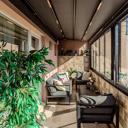 Luxury Penthouse - 2 Bedroom Jacuzzi Near Grand At Universitate Apartament Bukareszt