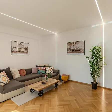 Luxury Penthouse - 2 Bedroom Jacuzzi Near Grand At Universitate Apartament